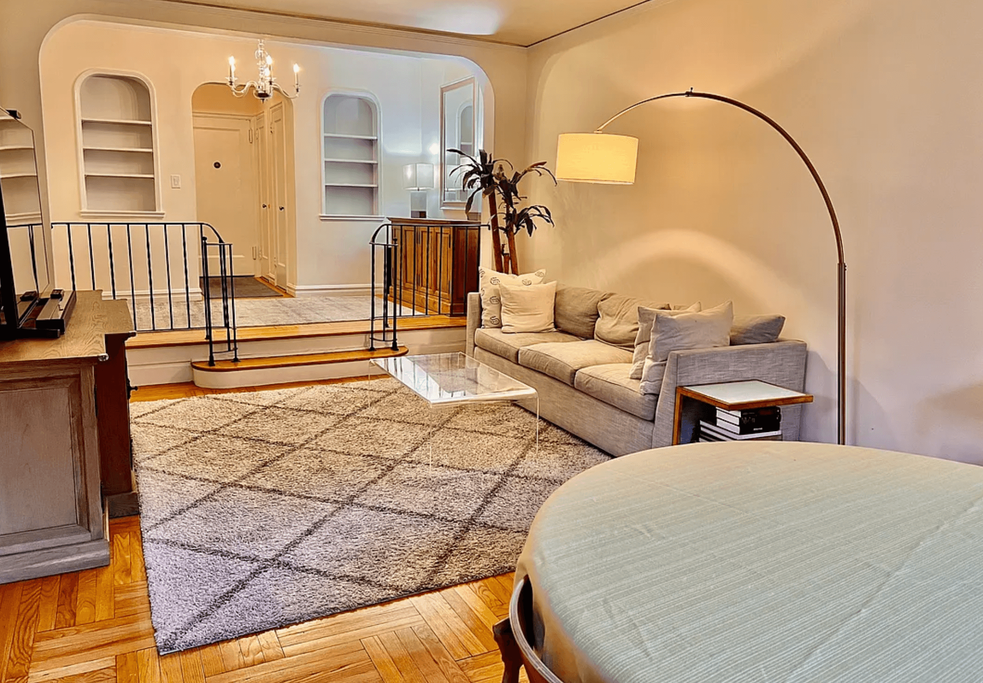 Prime Two Bedroom Upper East Side Apartment