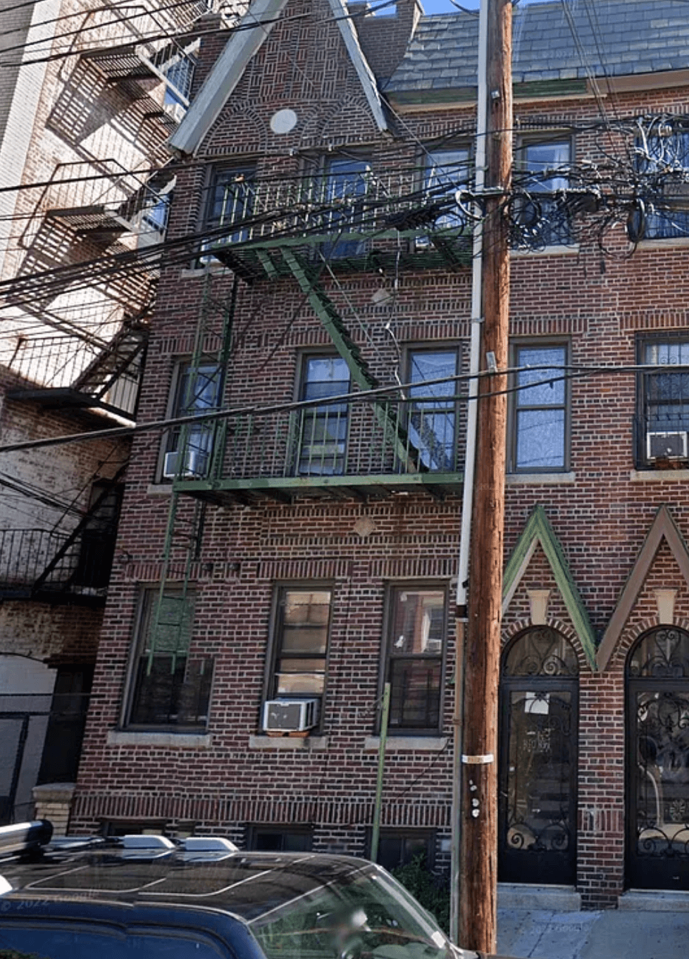 Multifamily House: Perfect Investment Opportunity