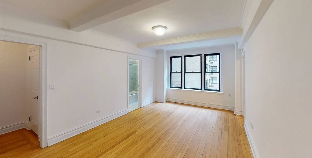1 Bed 1 Bath in Midtown East Building, unit in 6F