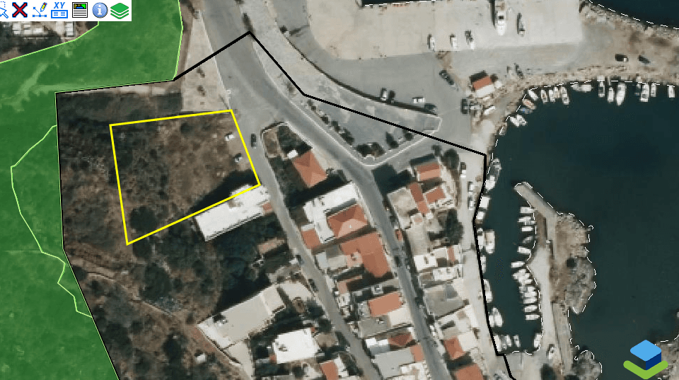 Plot of land for investment 20 km from Chania / Crete.