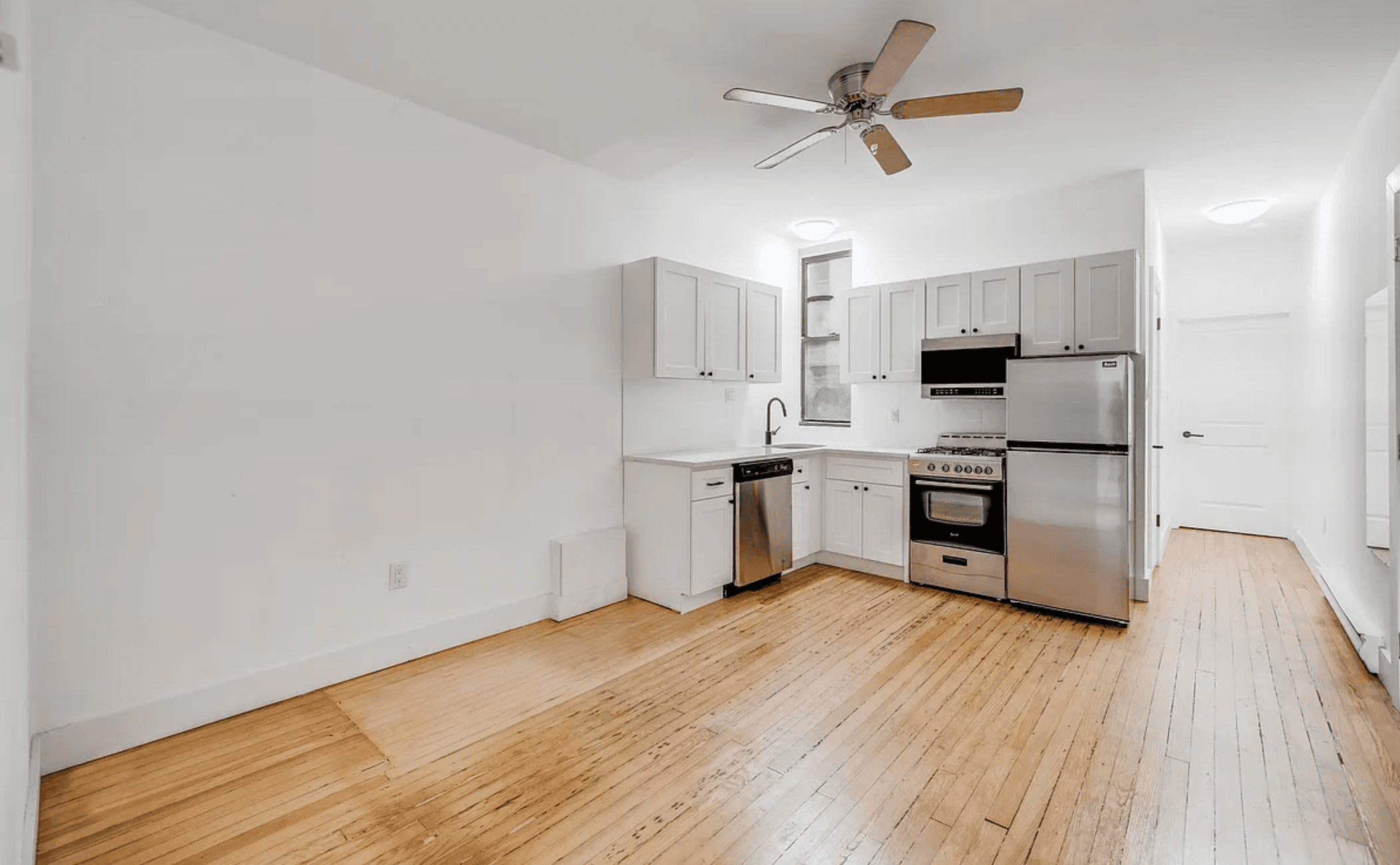Renovated 2 Bedroom/ 1 Bath Apartment located in Hoboken NJ.