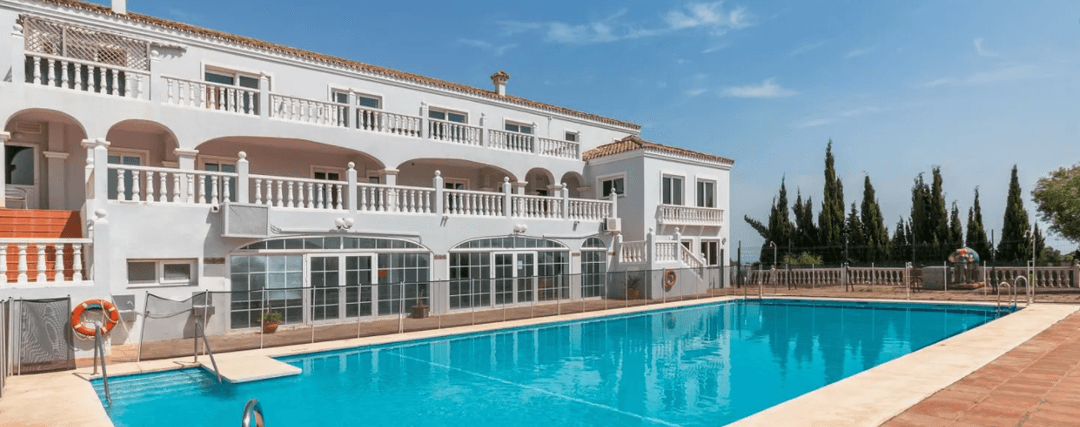 Sotogrande, San Roque: 86- room hotel - Exceptional Investment Opportunity