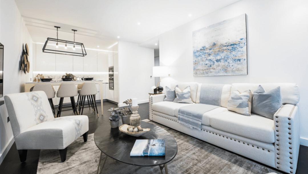 Prestigious 2-Bedroom Luxury Residence with Balcony in Nine Elms