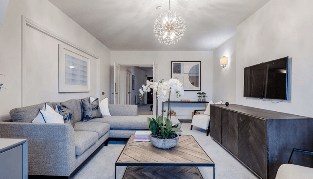 Spectacular Four Bedroom Penthouse with Panoramic Park Views