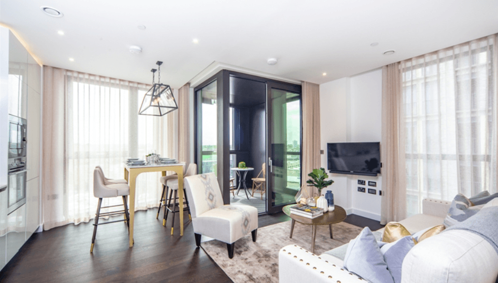 Elegant Designed Two Bedroom Apartment with Winter Garden