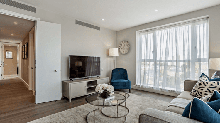 Interior Designed Riverside Apartment With Balcony