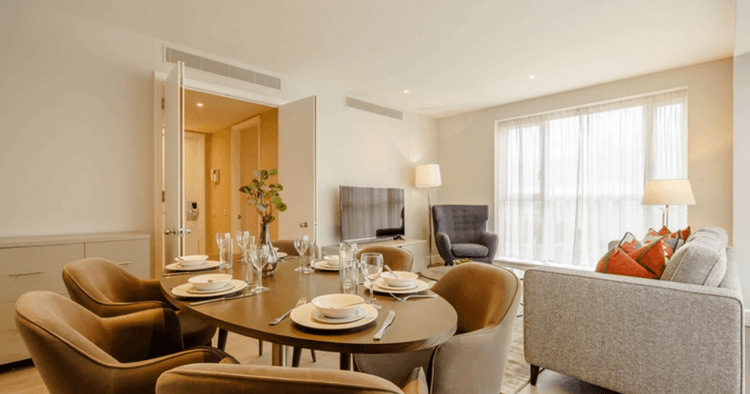 Newly Refurbished Interior Designed 2-Bed Apartment