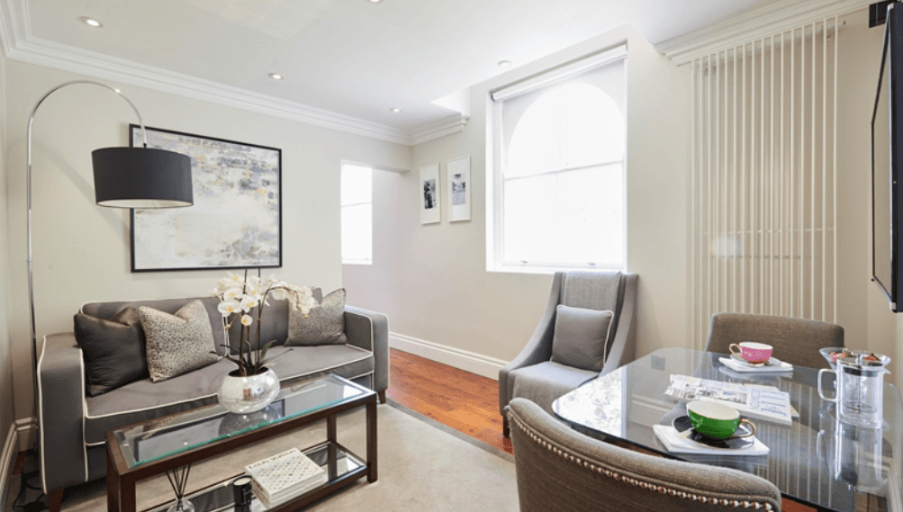 Elegant Grade II Listed Residence with Private Garden Access in Prime W2