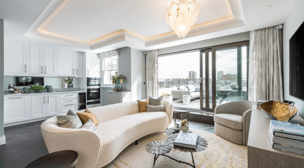 Elegant Interior-Designed 2-Bedroom Apartment with Private Terrace & Panoramic Views