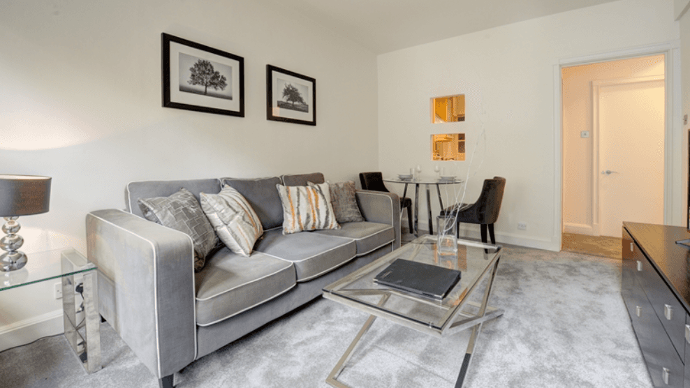 Charming Ground Floor 1-Bed Apartment Overlooking Communal Gardens
