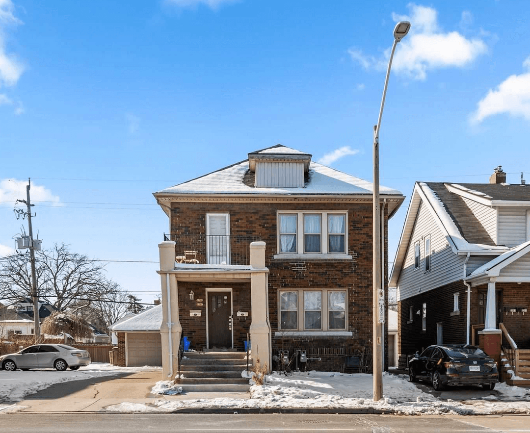 Detached 2-Storey Duplex