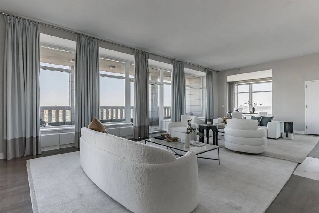Skybound Masterpiece Above the Hudson | Full-Floor Trophy Penthouse with Private Terraces & Endless Vistas