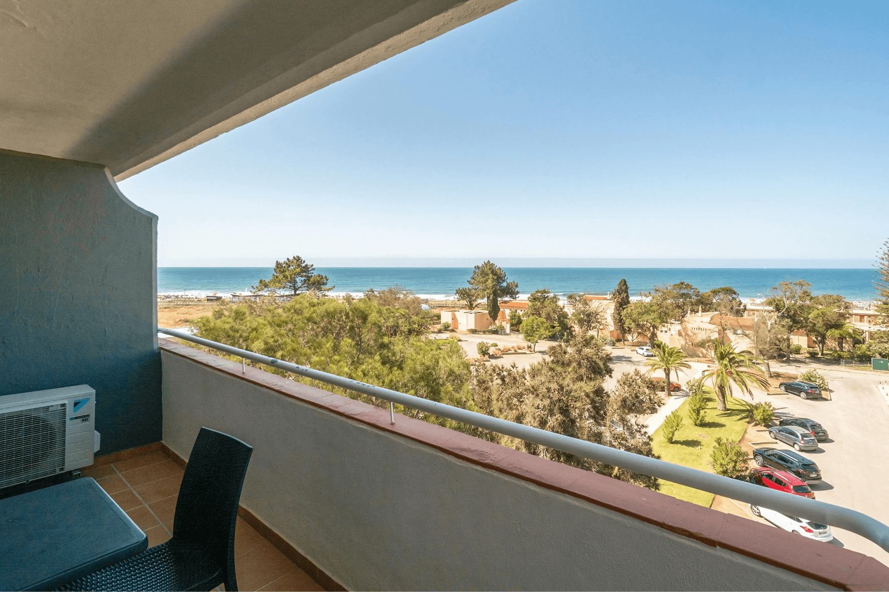 ALGARVE | BEACH STUDIO APARTMENT | FULLY FURNISHED | WALKING DISTANCE TO THE BEACH