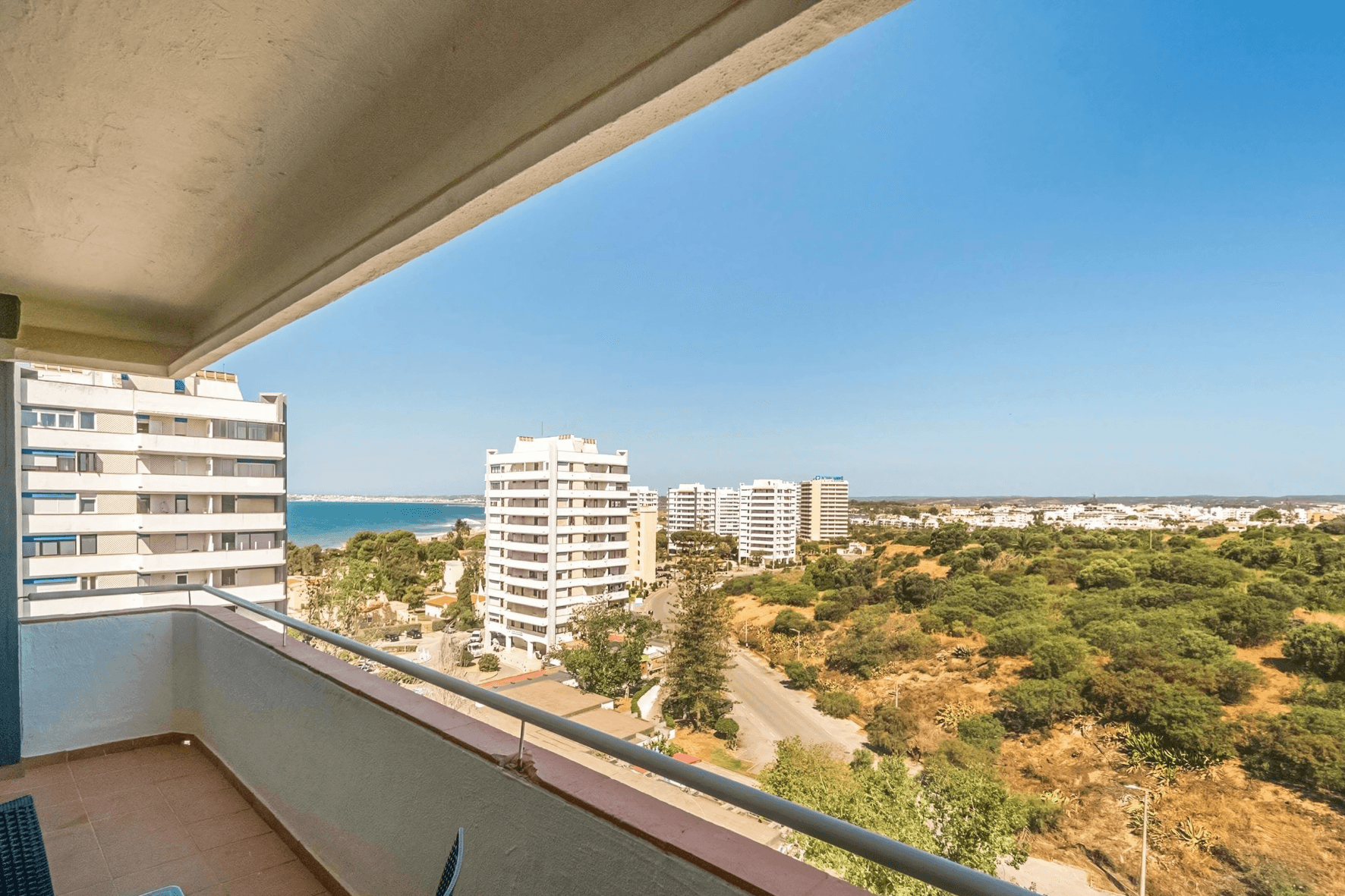 BEACH STUDIO APARTMENT | FULLY FURNISHED | WALKING DISTANCE TO THE ALVOR BEACHES IN ALGARVE