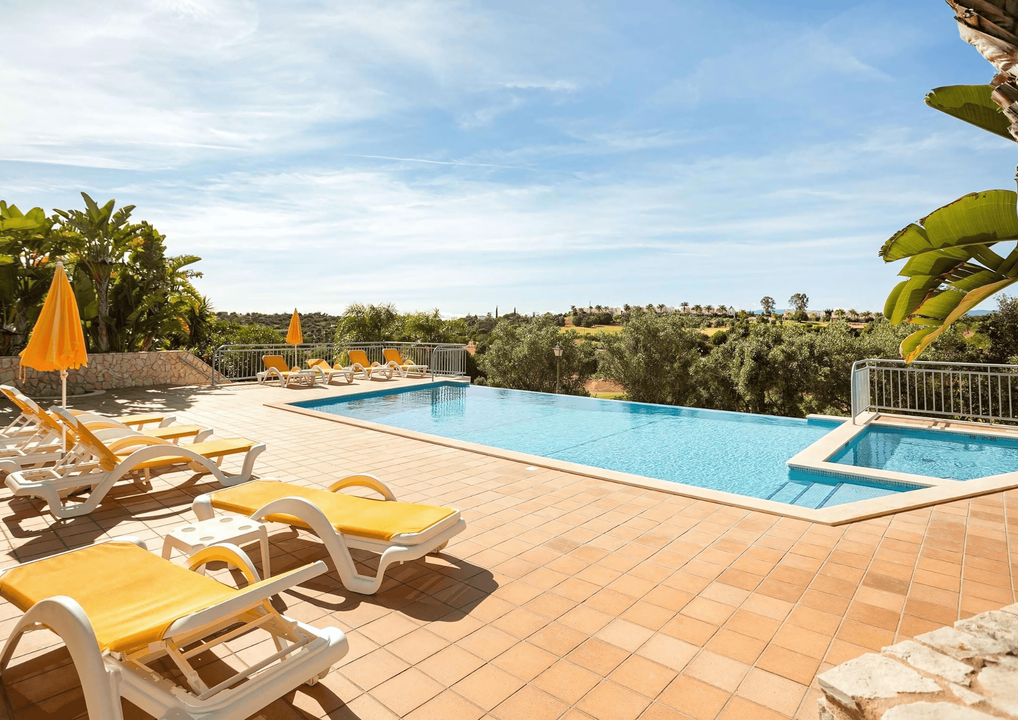 ALGARVE GOLF RESORT | 1+1 BEDROOMS APARTMENT OVERLOOKING THE GOLF COURSE