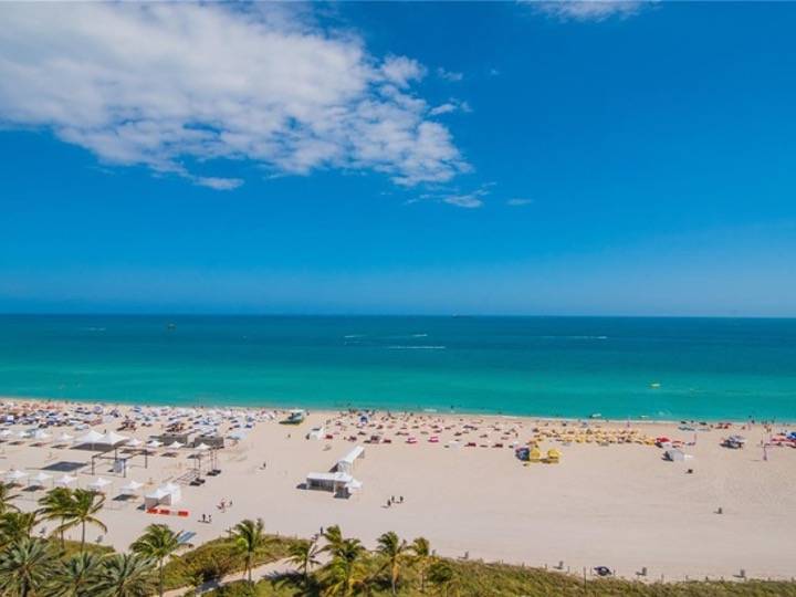 Miami Beach Oceanfront | 2 bed 2 bath | 1,270 SQFT | Private Beach | Under $1MM