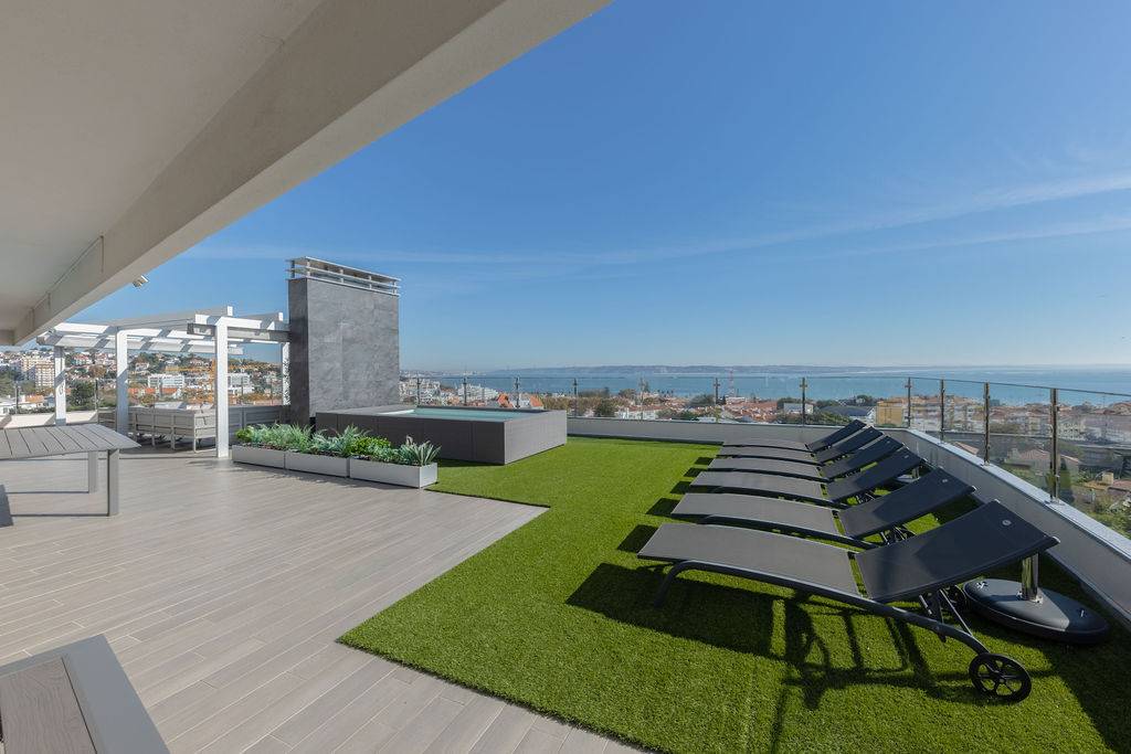 5 Bedroom Penthouse | Stunning Panoramic Views | Luxury & Exclusivity