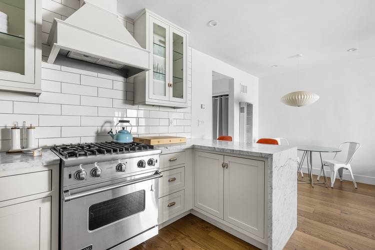 1929 Tamarind Ave APT 8, Los Angeles, CA 90068, USA