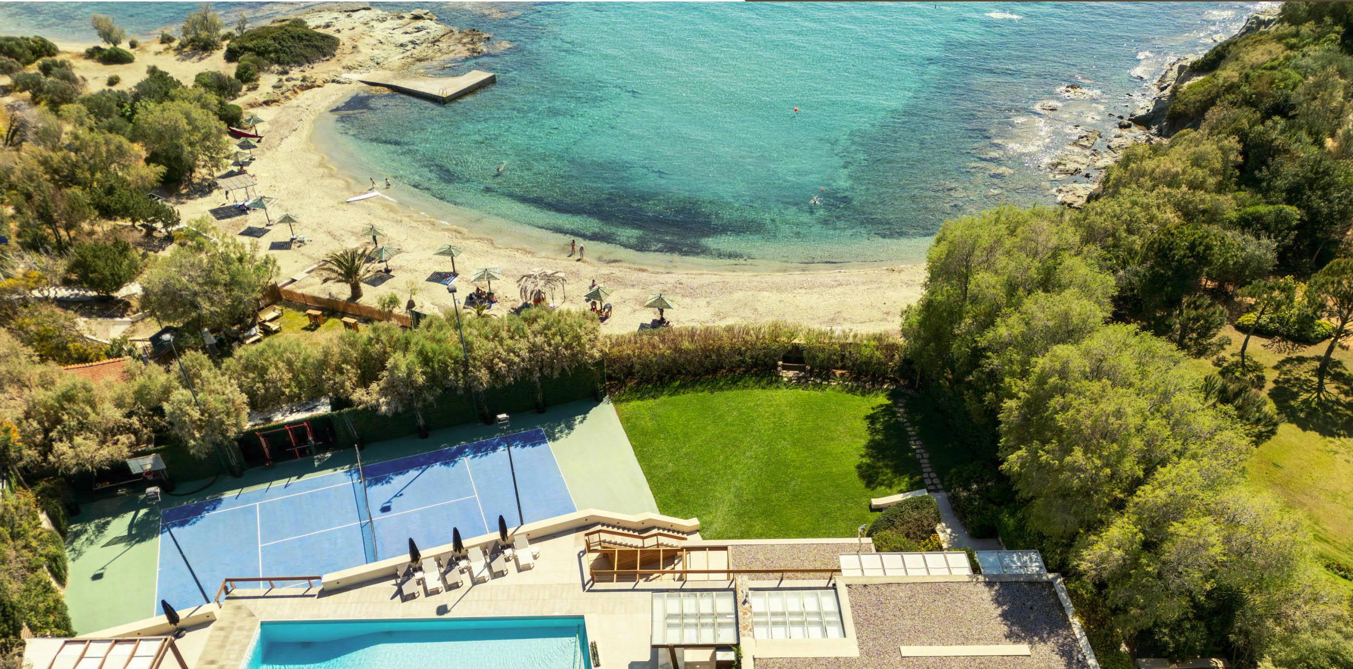 PIETRA NERA VILLA: Beachfront Villa in Mavro Lithari, Anavissos