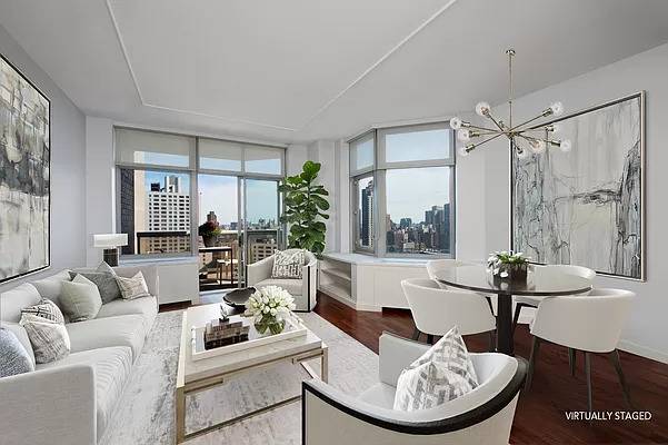 Sunny E 60's One Bedroom w/ Balcony!