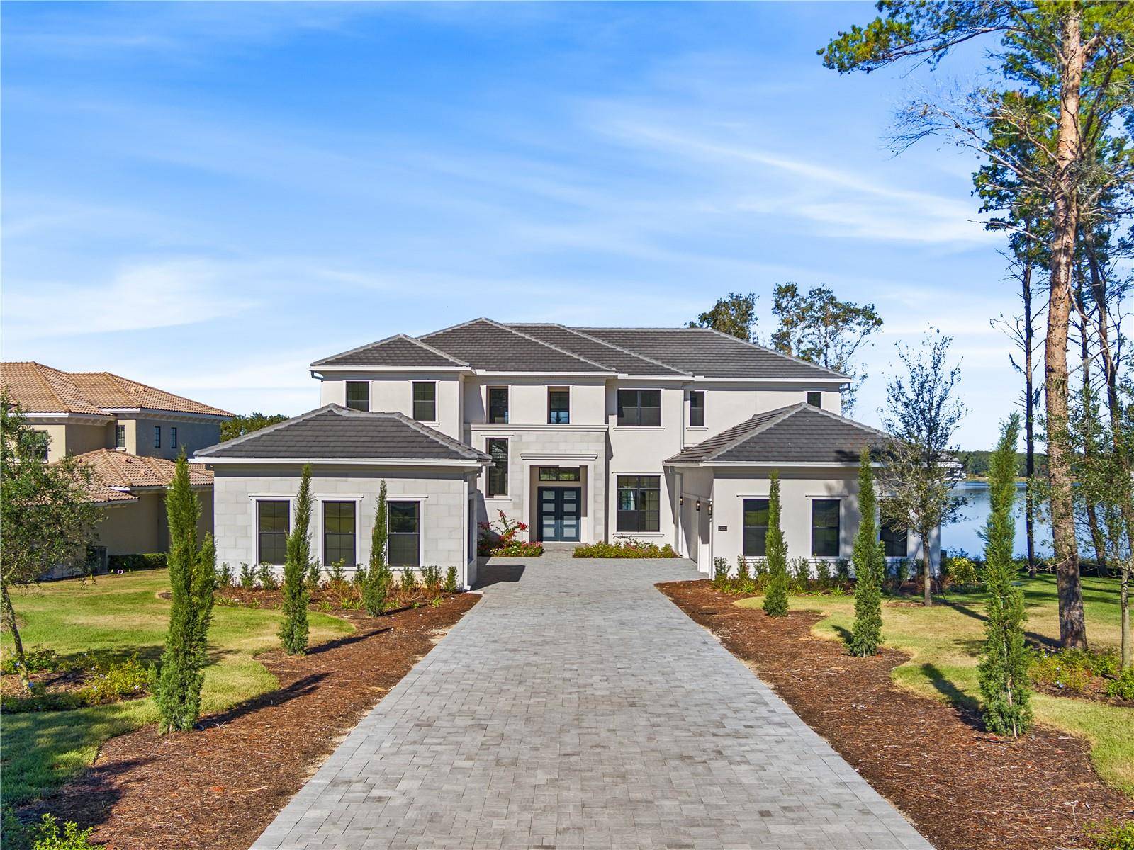 Bella Collina Masterpiece Lakeside Living