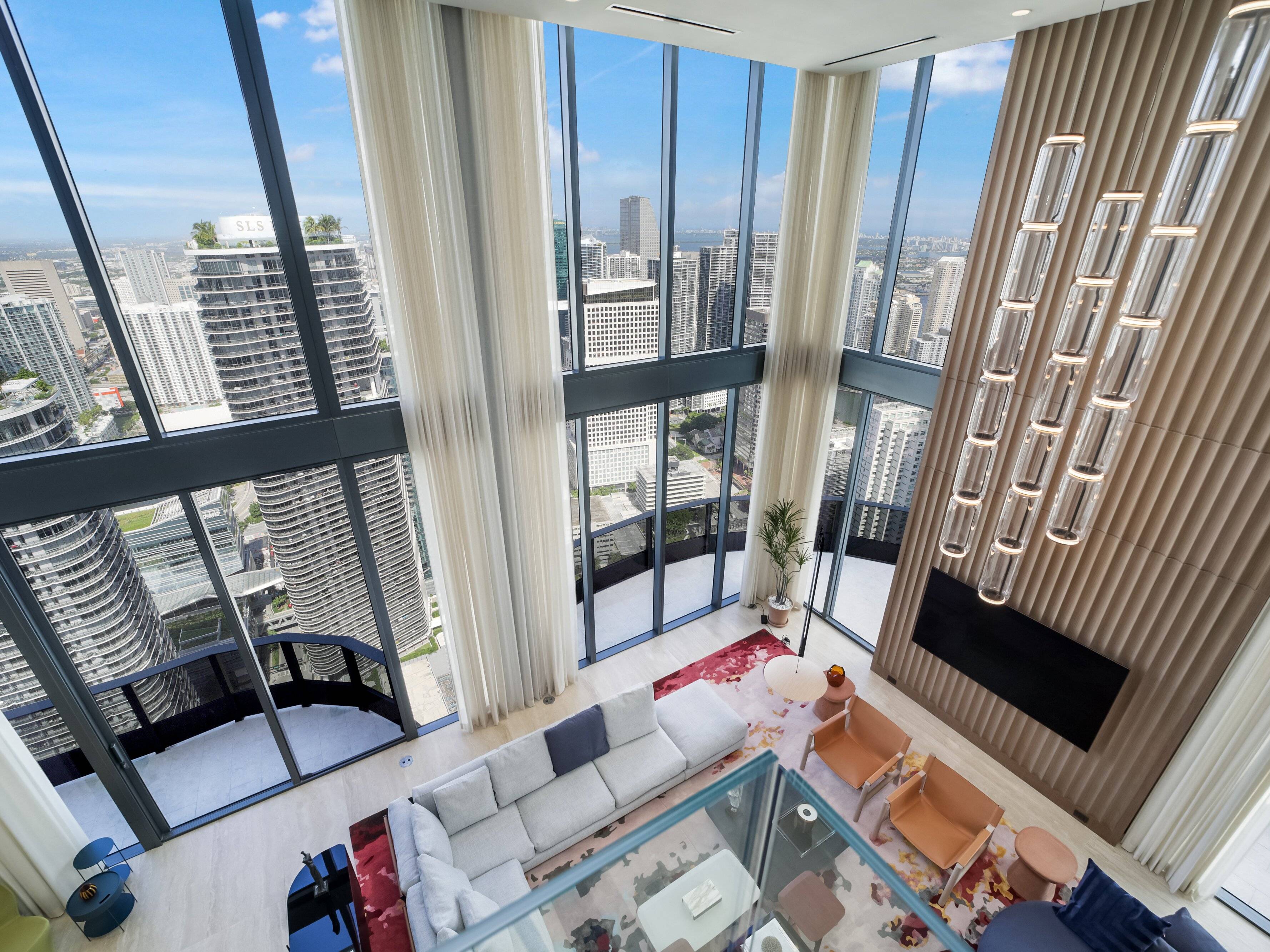 Downtown Miami, Brickell Flatiron Upper Penthouse