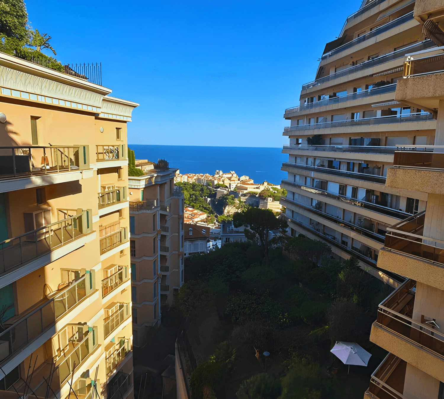 EXCLUSIVE LISTING – Between Moneghetti and the Exotic Garden- MONACO