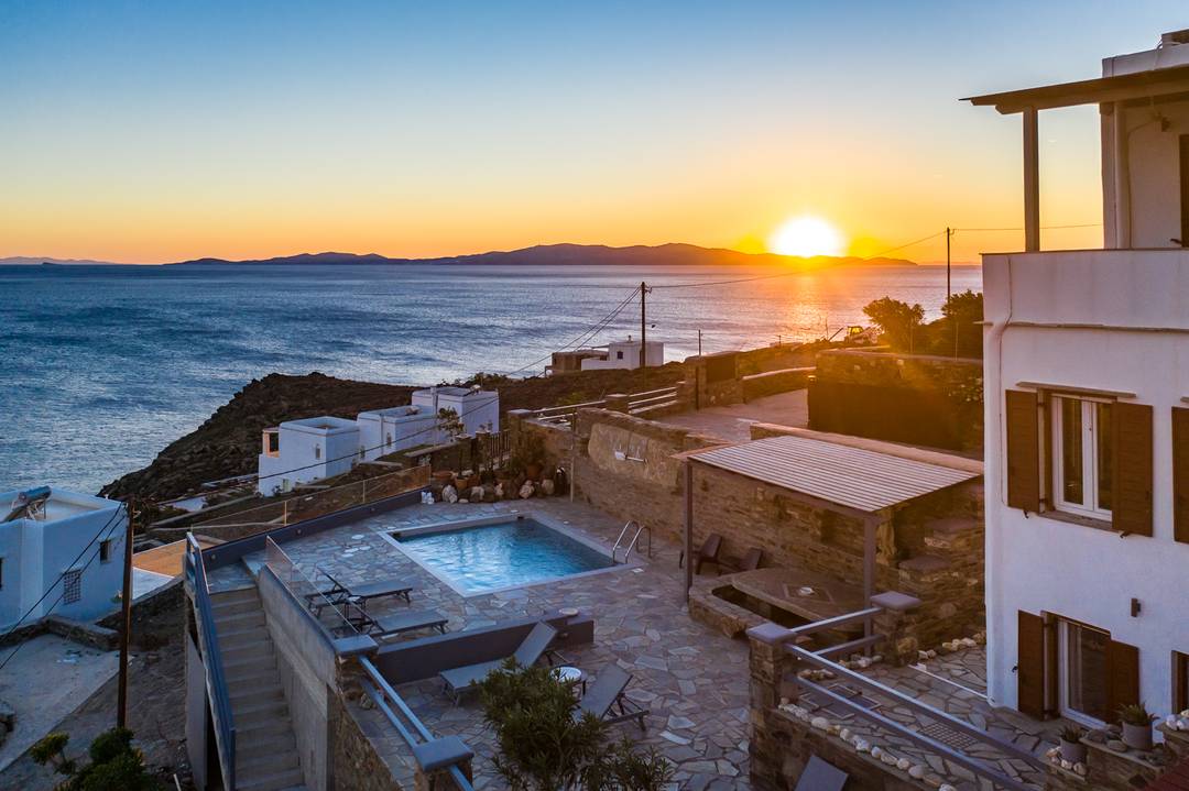 Prime Sunset Villa with Private Pool & Guesthouse - Vourni Tinos