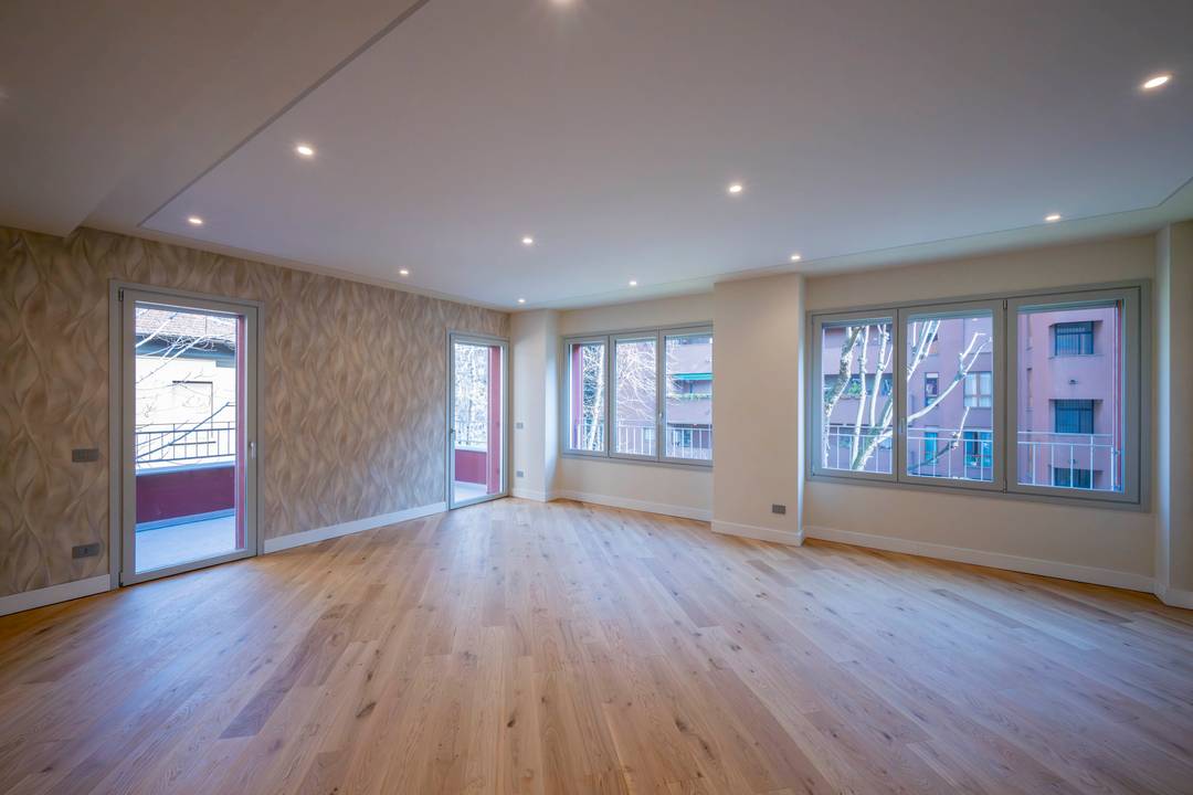 Functional Design and Private Terrace with Dual Exposure in Porta Romana