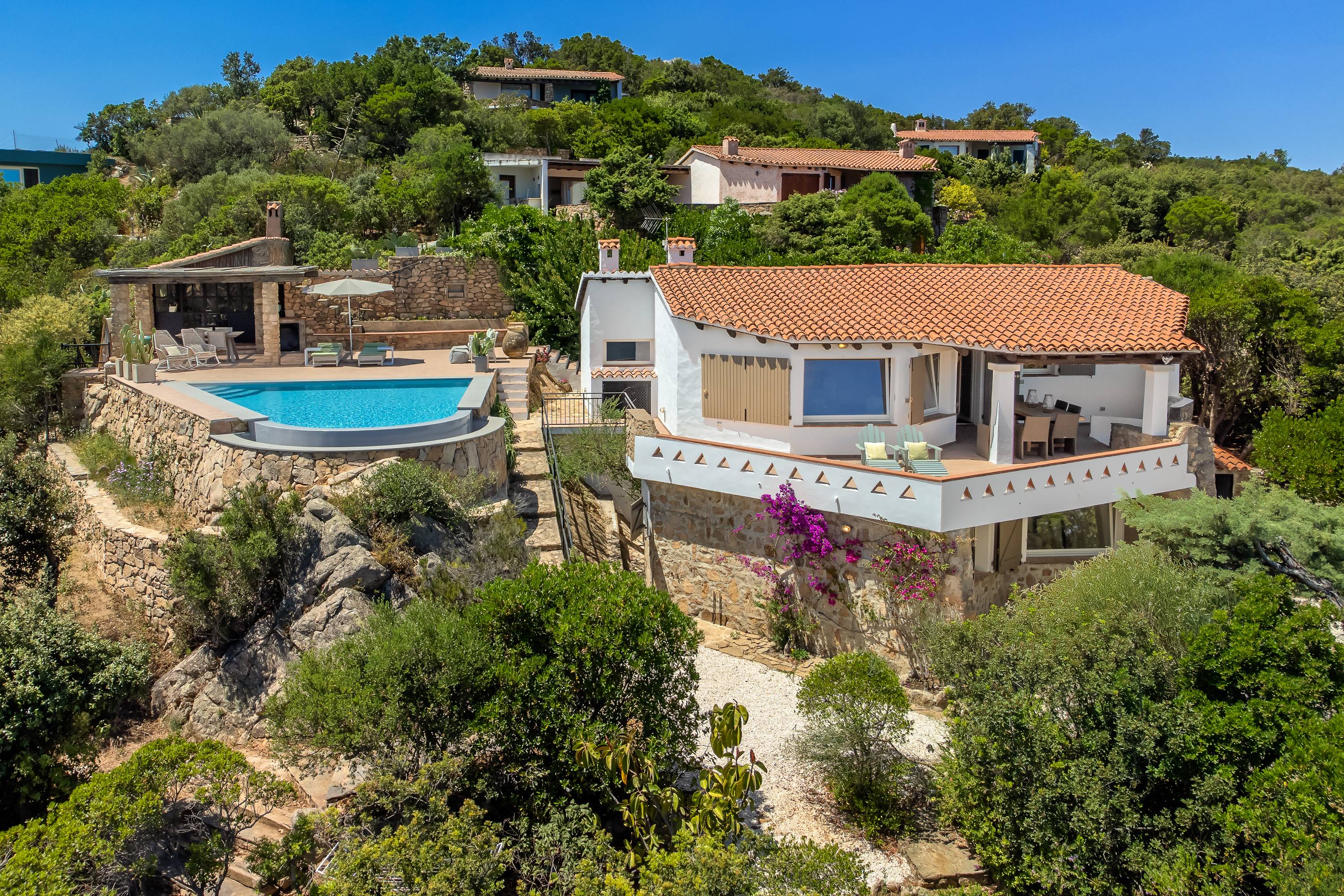 Charming Villa Aldia Bianca. Sardinia.Discover your dream residence in Cala Girgolu,with breathtaking View of Tavolara