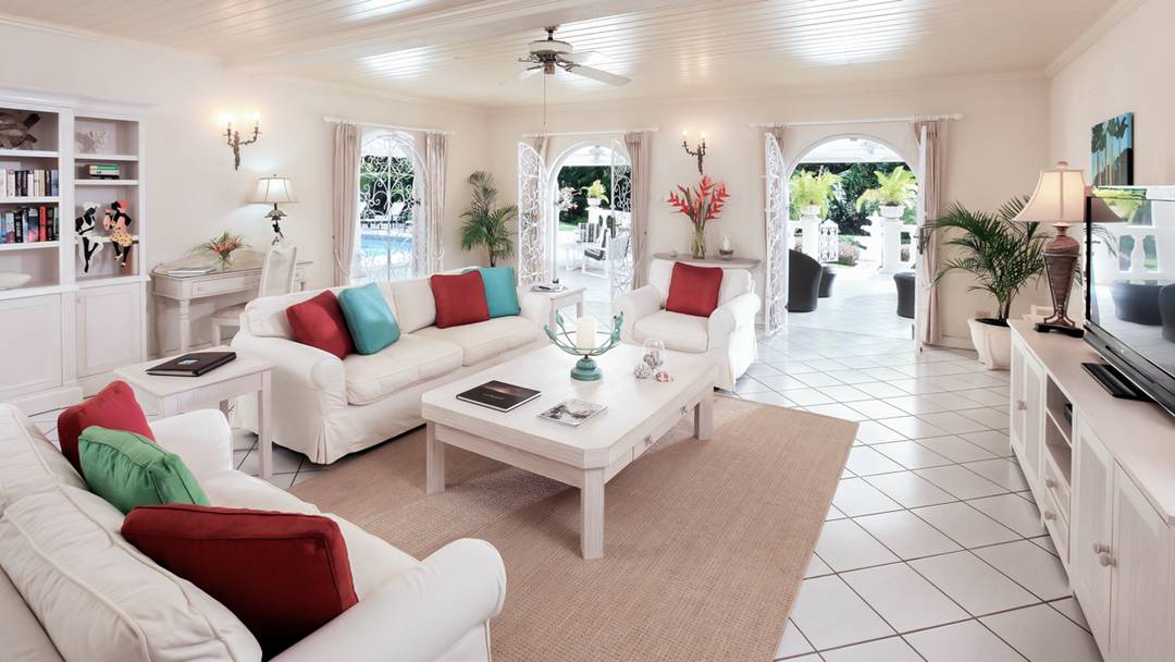 Elegant Garden Estate Villa with Private Pool & Beach Club Access, Sandy Lane, Barbados