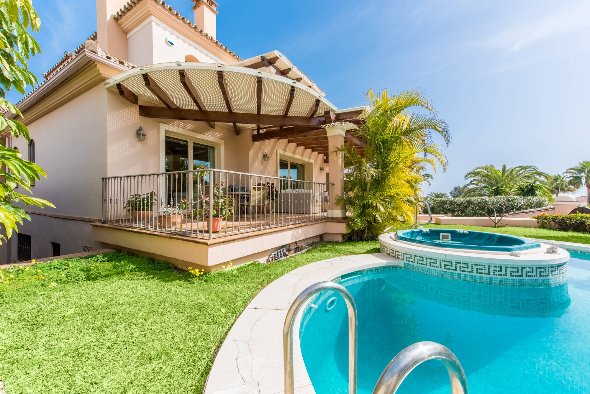 Andalusian stylish villa in Las Chapas near the beach