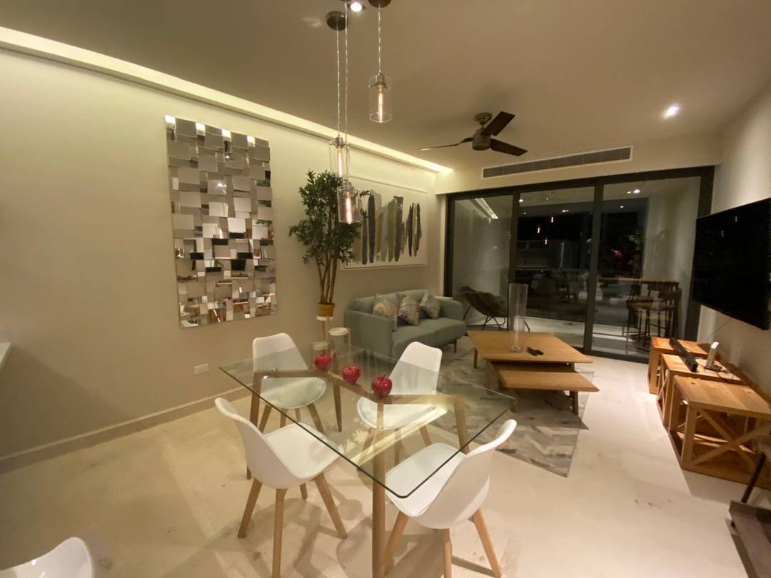 1 Bedroom  Condo Steps from the beach in Miranda