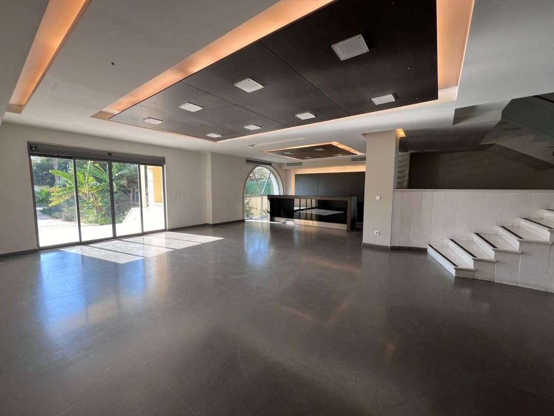 Office Building in three floors, in Voula