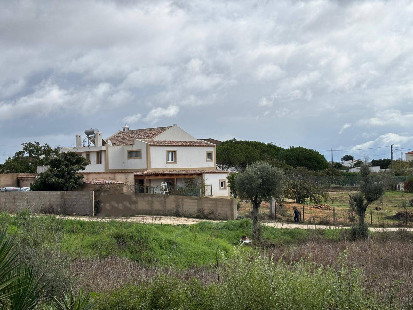 Spacious 2 Beds Property with Approved Expansion Project Near Portimão and Lagos – Ideal for Investment or Personal Residence