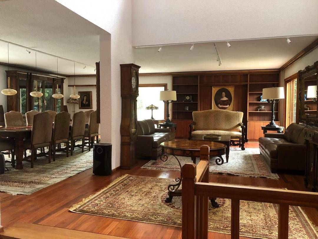 Villa Ekali in a prime area of North Athens