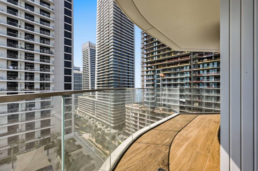 Furnished 2BR | Skyline & Water Views | VACANT NOW