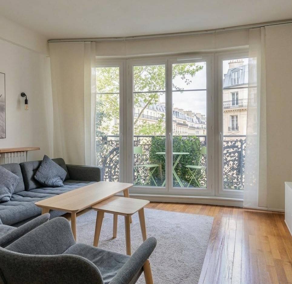 Bright Two-Bedroom First-Floor Apartment in the 16th Arrondissement