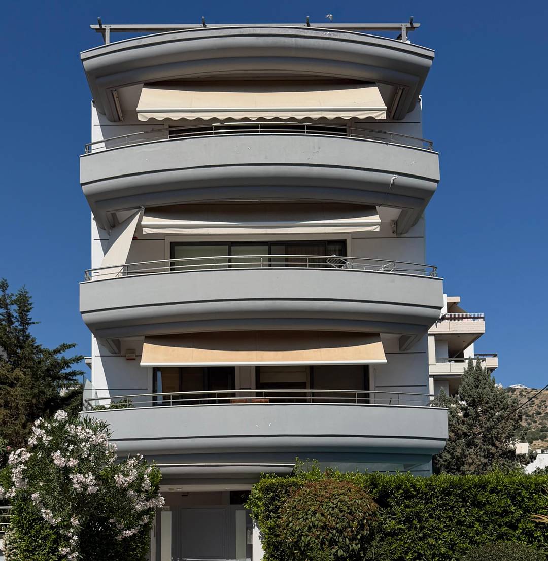 Ground-Floor Apartment with Private Garden