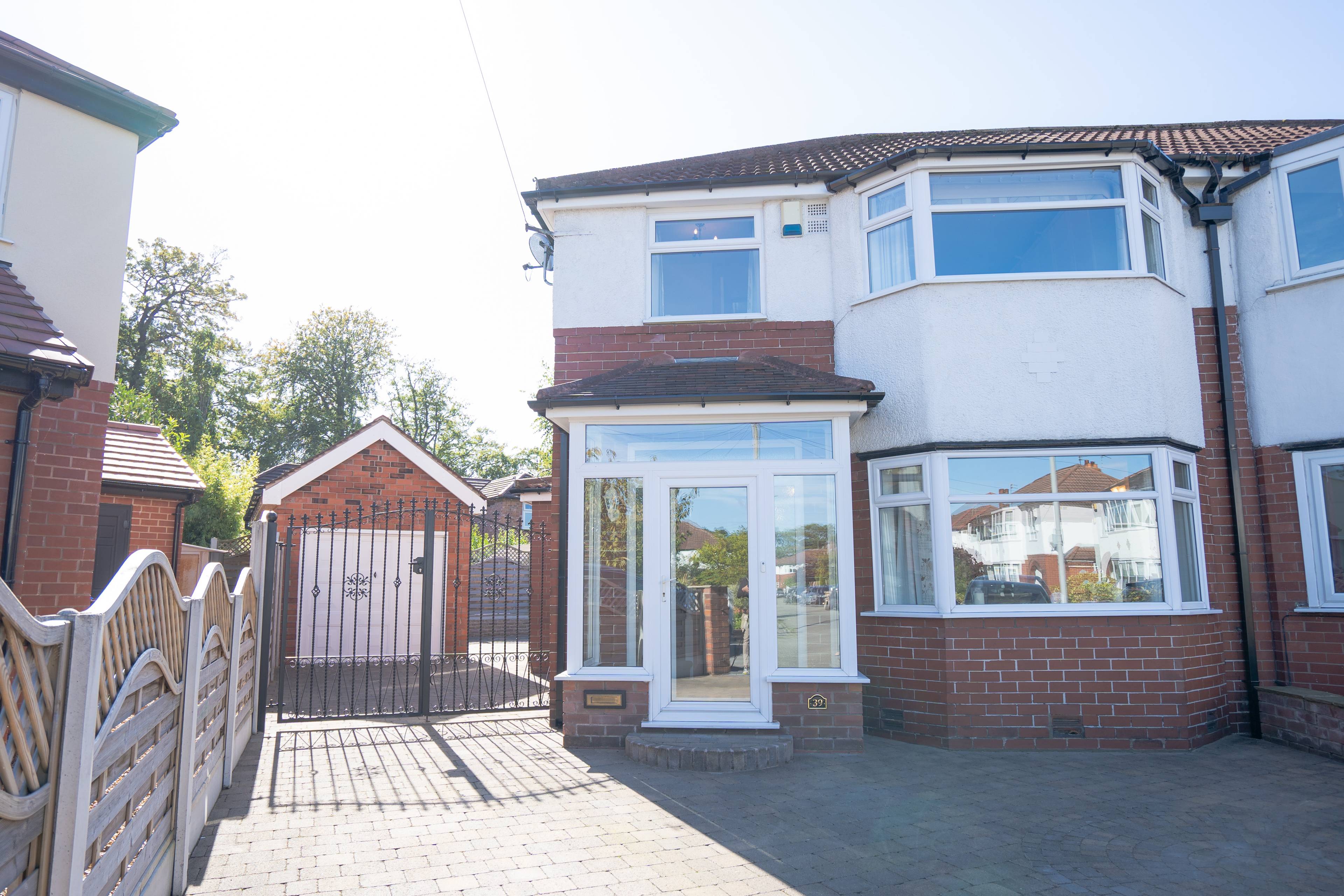 A contemporary semi-detached home located within a short stroll to Didsbury Village and Fletcher Moss Park.