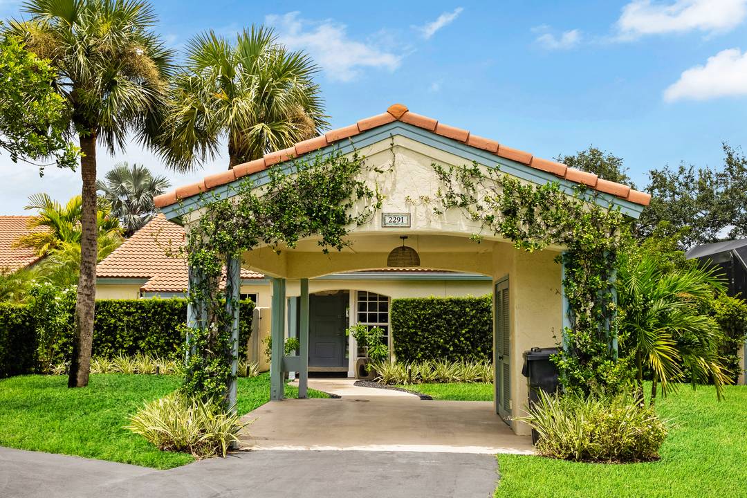 Wellington Polo Rental within Palm Beach Polo and Country Club