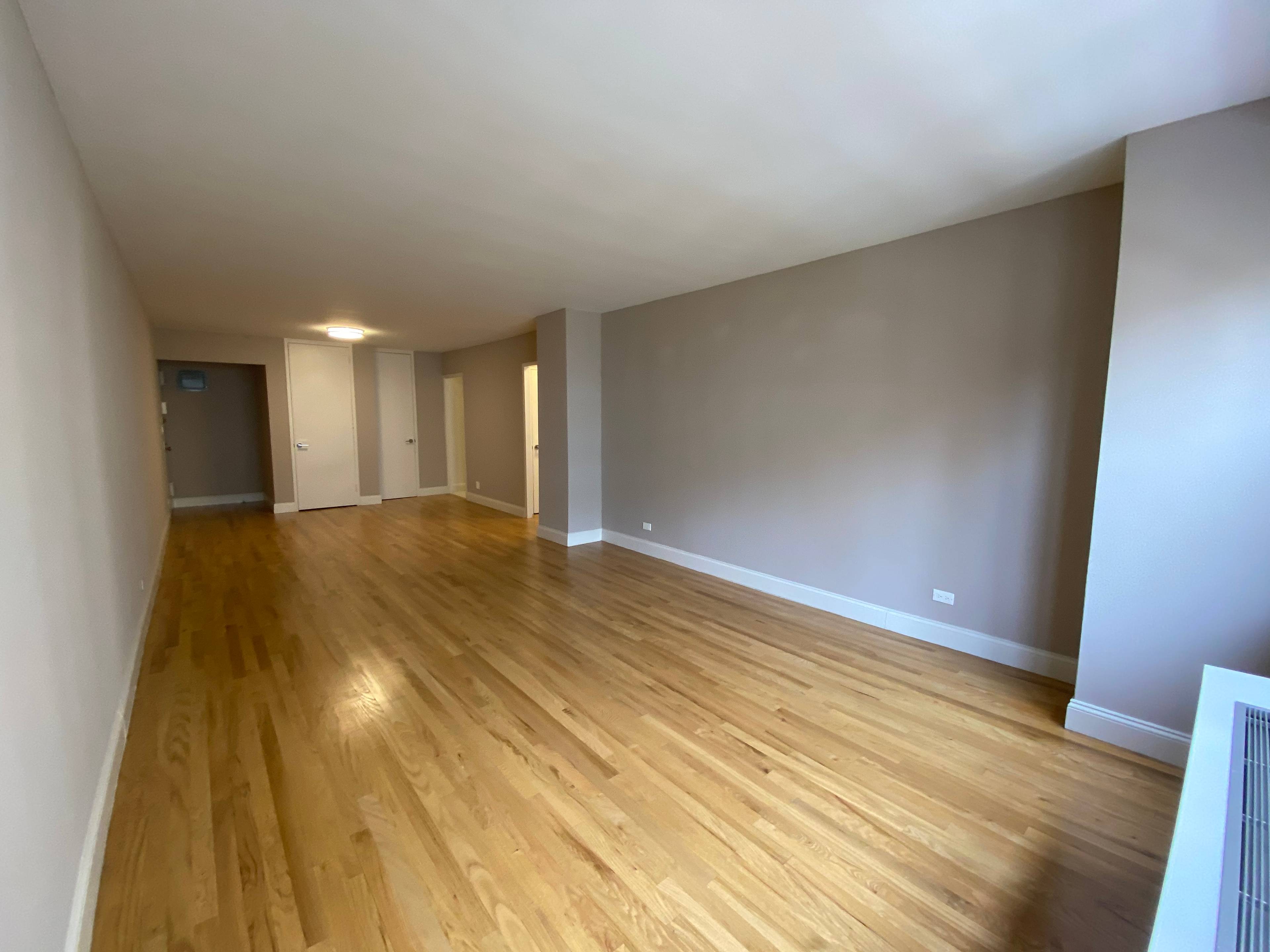Upper East Side Renovated 4 Bed / 3.5 Bath in Doorman Building, W/D in unit