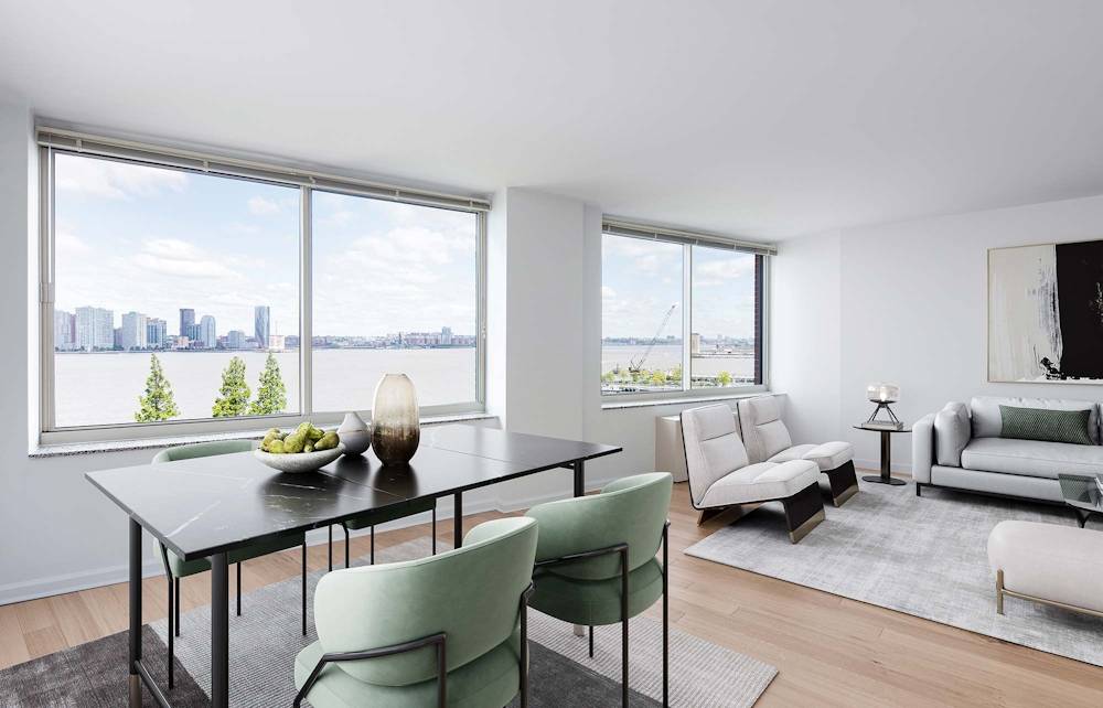 High-End 2 Bed / 2 Bath Unit in Battery Park City Full Service Building