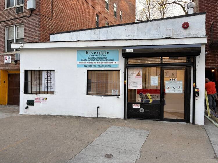 6543 Broadway - Private Offices | Utilities & Storage Included