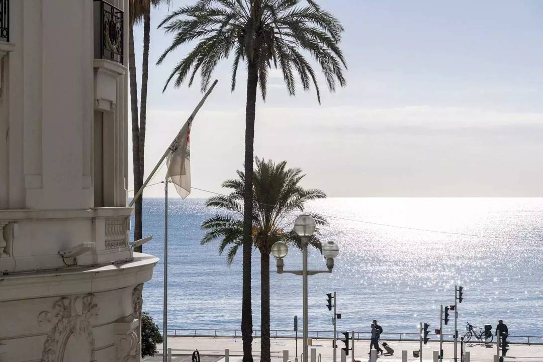 Elegant Belle Époque Apartment with Sea View – Steps from the Negresco & Promenade des Anglais