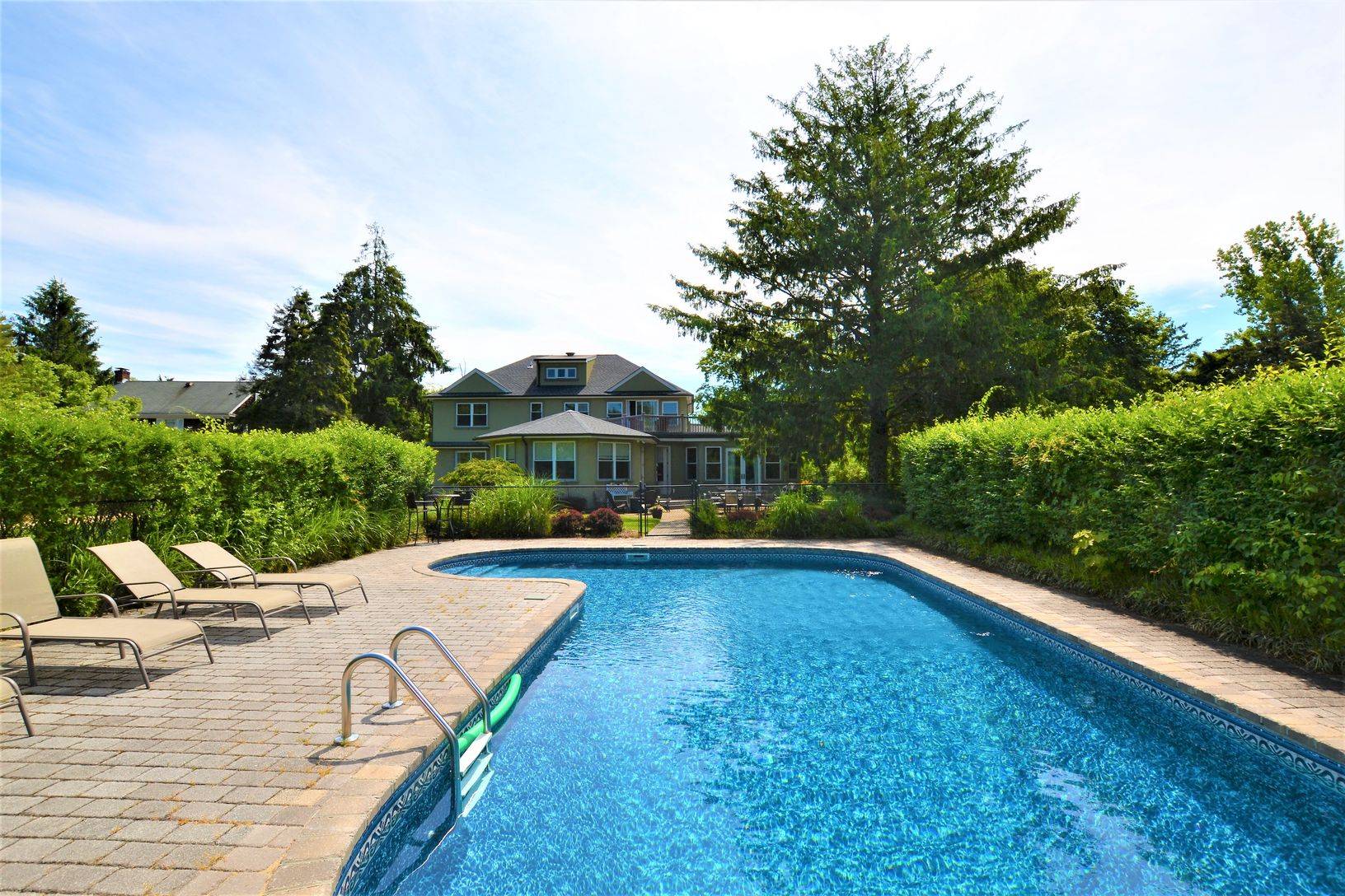 Westhampton Summer Oasis