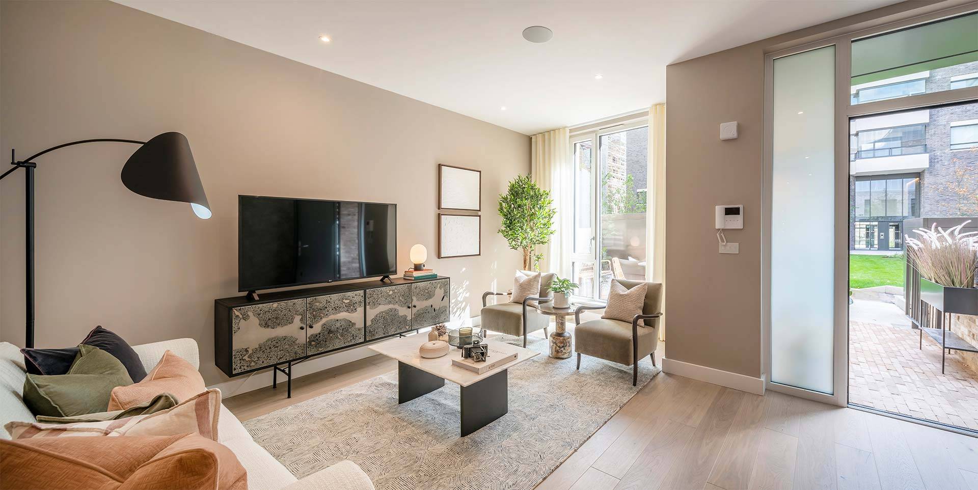 We have only a final 1,310 sqft Townhouse remaining ready to move in. You need to be quick if it interests you.