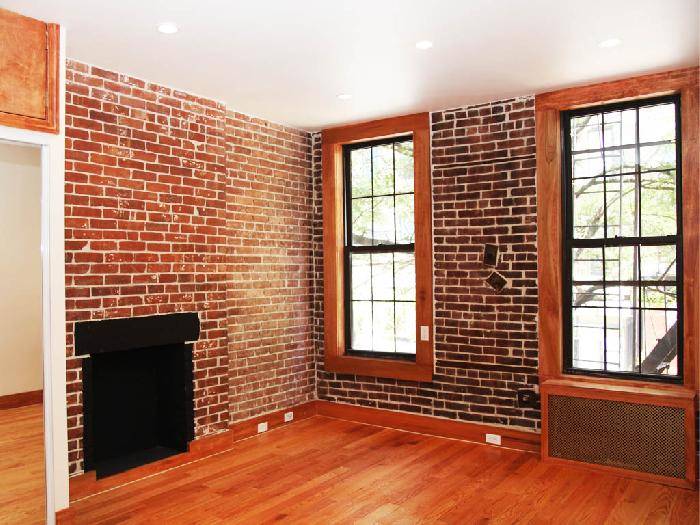 EXPOSED BRICK STUDIO IN PRIME EAST VILLAGE