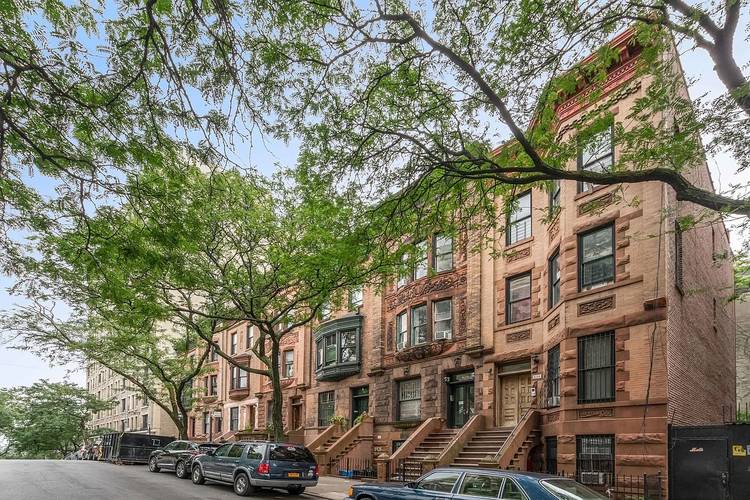 Sun-Drenched Floor-Through 3BR in Morris Jumel Historic District