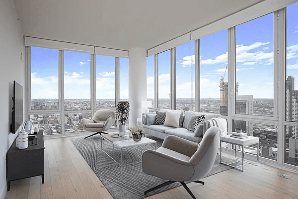 NO BROKER FEE - Spacious 1BR in Luxurious High-Rise with Stunning City and River Views in Long Island City – In-Unit W/D, Hotel-Inspired Amenities